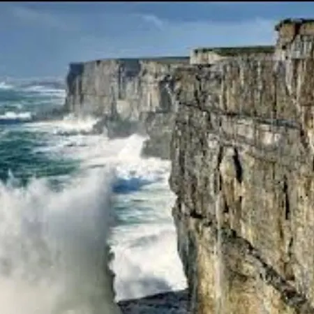 Latin Quarter Luxury *