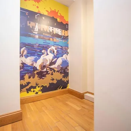 Latin Quarter Luxury *