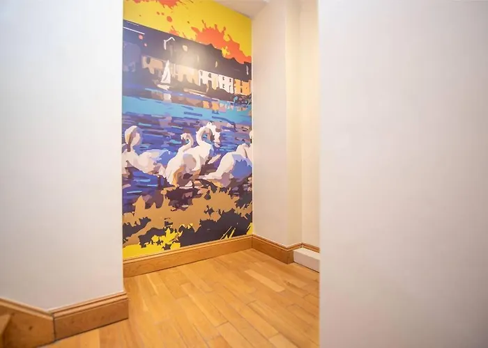 Latin Quarter Luxury *